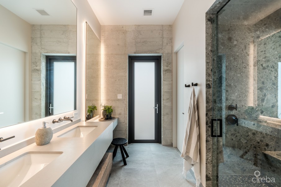 BELLA ROCCA, EAST END LUXURY VILLA - Image 10