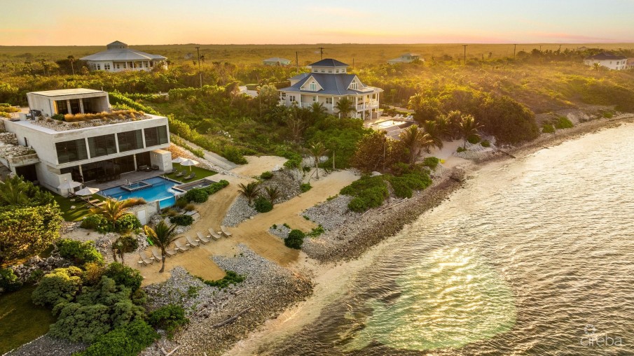BELLA ROCCA, EAST END LUXURY VILLA - Image 1