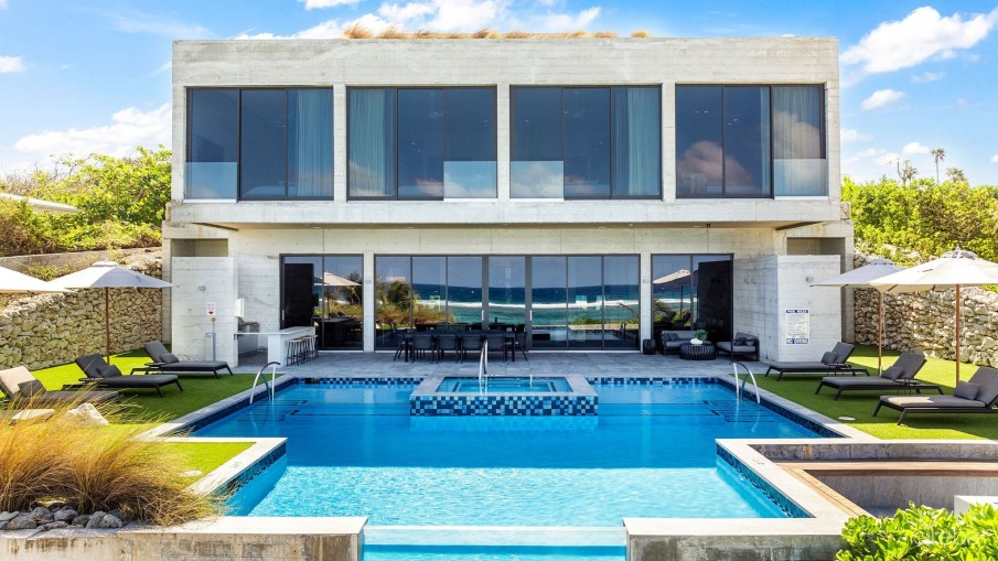 BELLA ROCCA, EAST END LUXURY VILLA - Image 25