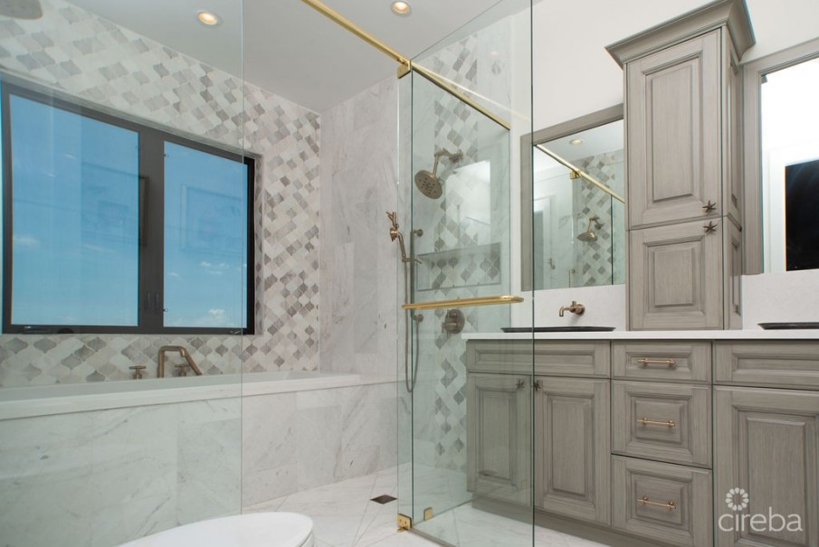 BELLA VISTA - UNPARALLELED OCEAN VIEWS - Image 11
