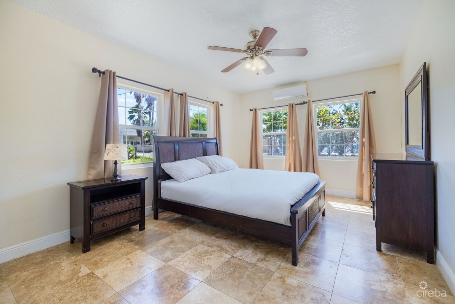 BODDEN TOWN BEACH VIEW HOME - Image 1
