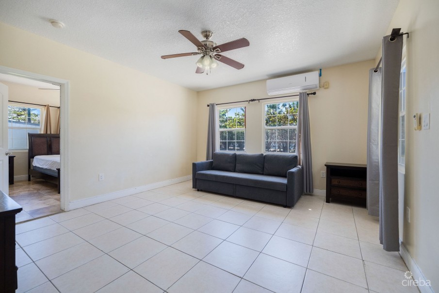 BODDEN TOWN BEACH VIEW HOME - Image 5