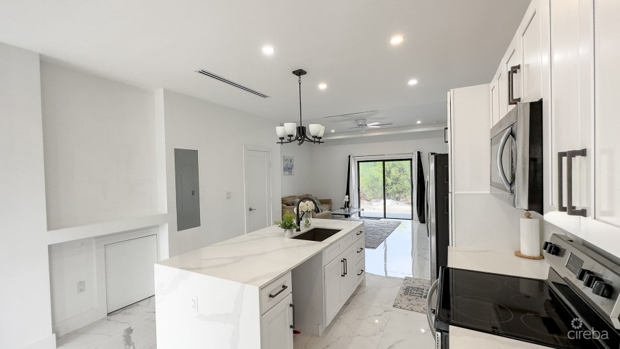 BODDEN TOWN DUPLEX, LOOKOUT GARDENS - Image 3