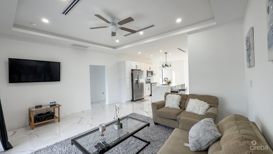 BODDEN TOWN DUPLEX, LOOKOUT GARDENS - Image 5
