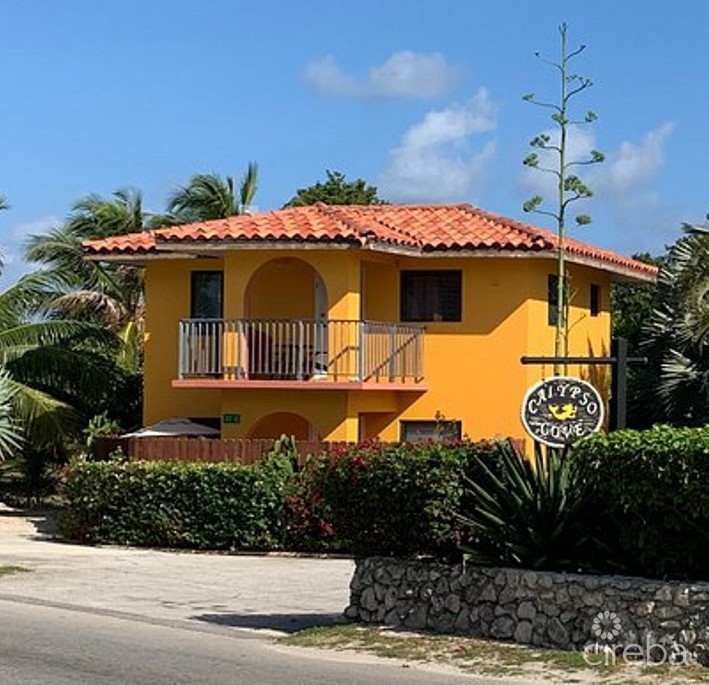BOHO BEACH STUDIO 20 STEPS TO THE BEACH! - Image 10