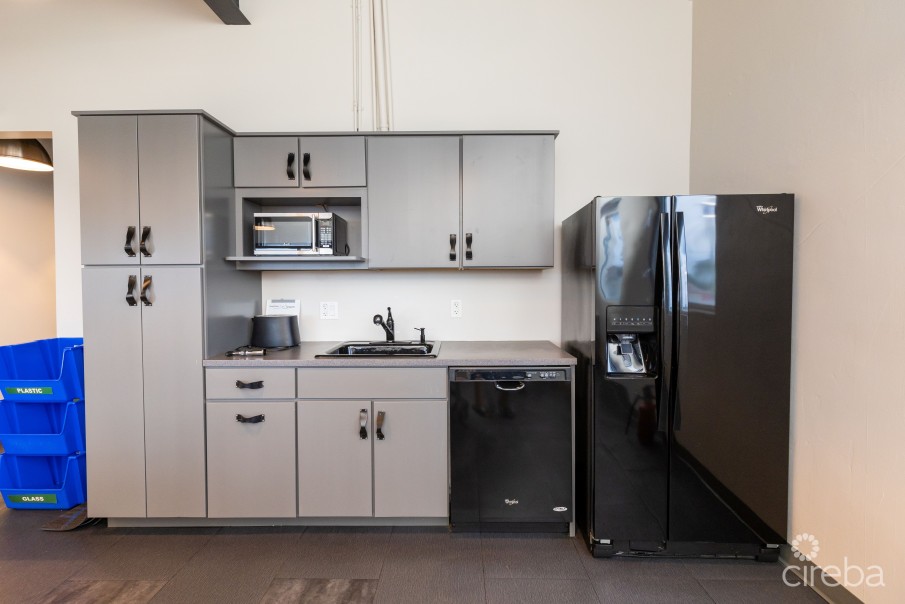 BREEZY CASTLE SECOND FLOOR OFFICE SPACE - Image 6