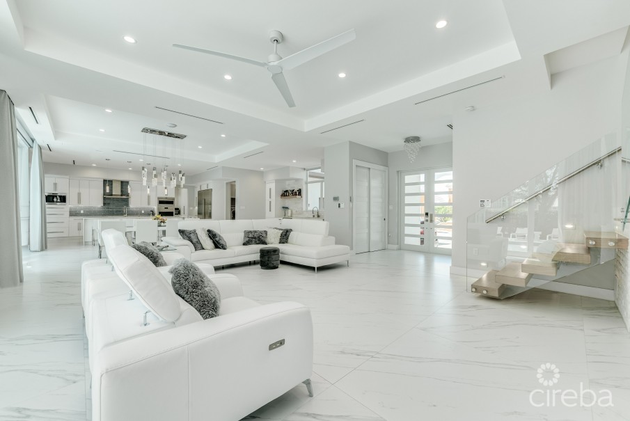 BRITANNIA ESTATES FAMILY HOME SEVEN MILE BEACH CORRIDOR - Image 4