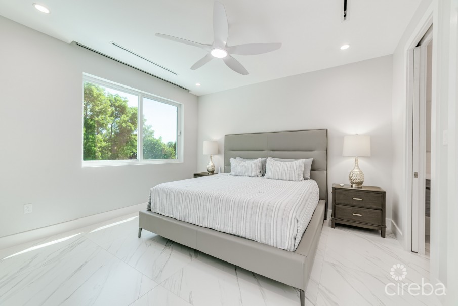 BRITANNIA ESTATES FAMILY HOME SEVEN MILE BEACH CORRIDOR - Image 3