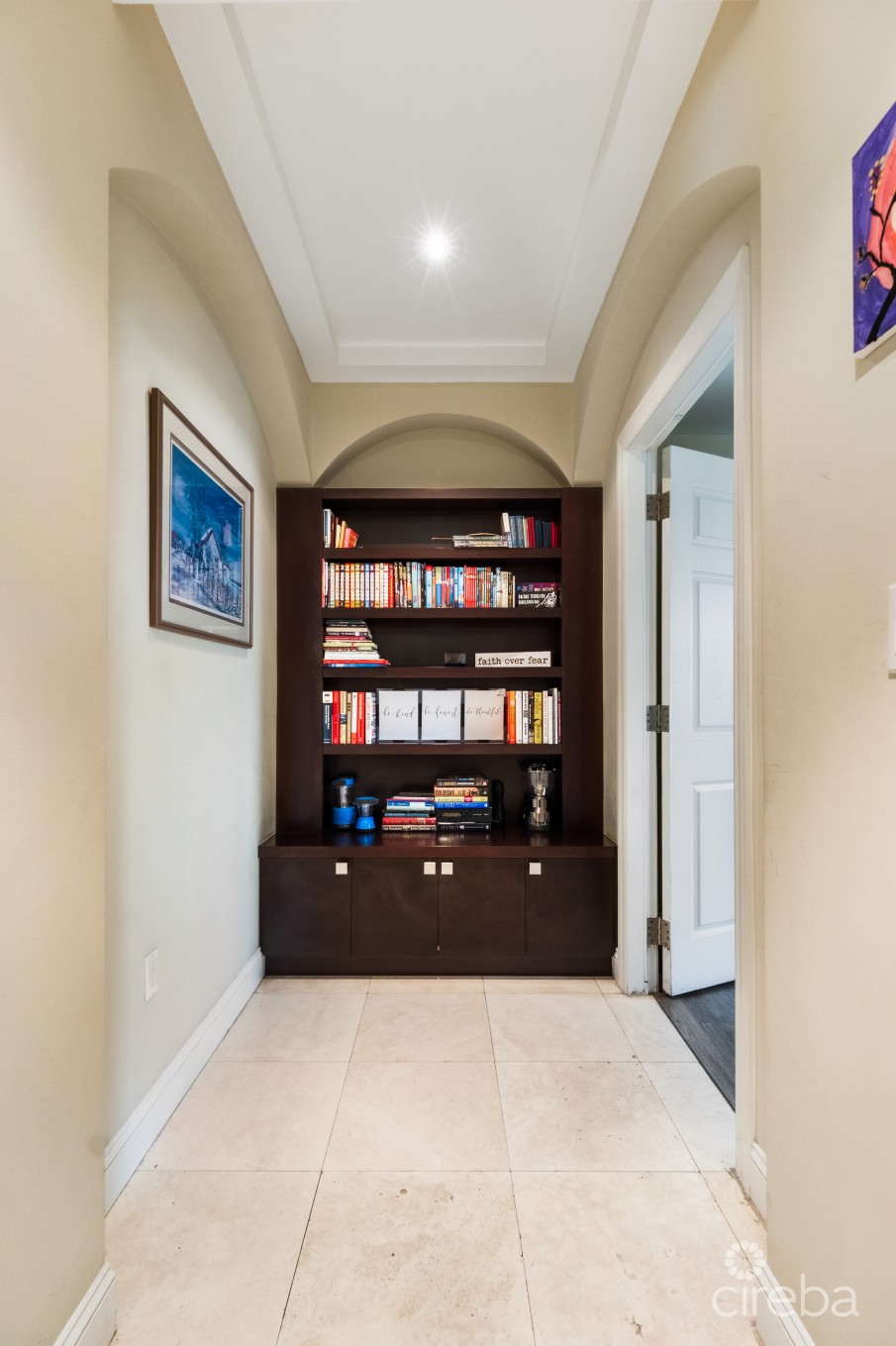 BRITANNIA KINGS COURT WITH TWO DOCK OPTIONS AVAILABLE - Image 9