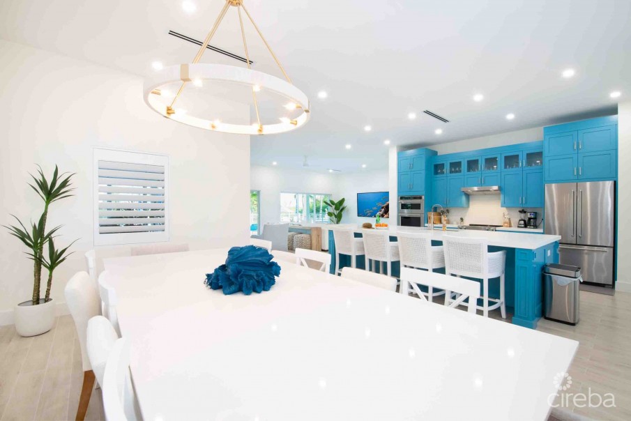 CARIB SUN - EXQUISITE WATERFRONT ESTATE W /GUESTHOUSE IN CAYMAN KAI - Image 21