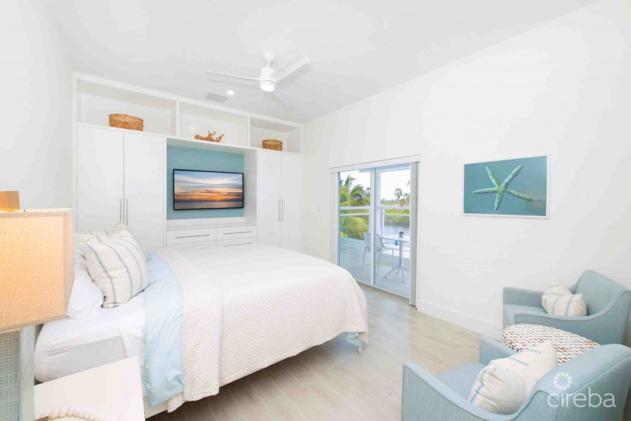 CARIB SUN - EXQUISITE WATERFRONT ESTATE W /GUESTHOUSE IN CAYMAN KAI - Image 27