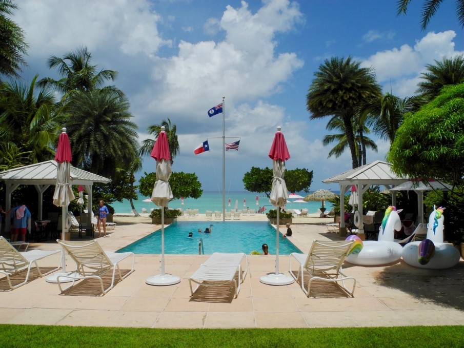CARIBBEAN CLUB - Image 3
