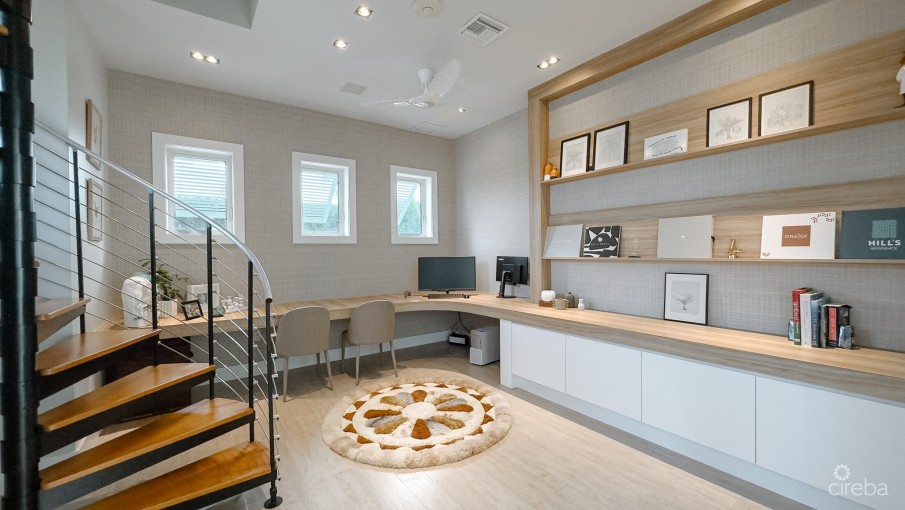 CASA BELLA – WATERFRONT RESIDENCE IN CRYSTAL HARBOUR - Image 23