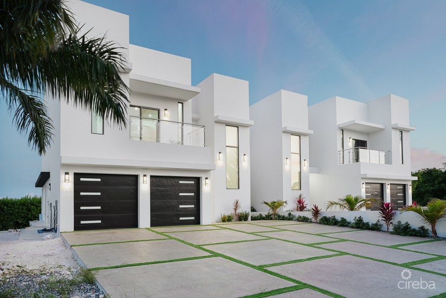 CASA BLANCA - Image 1