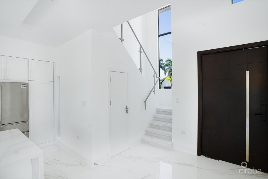 CASA BLANCA - Image 7