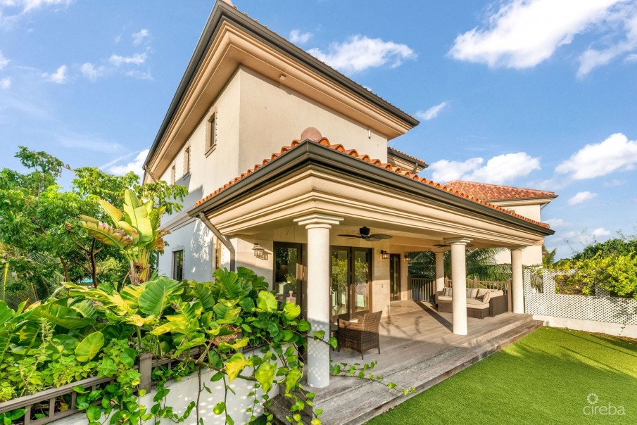 CASA LUNA #3 - Image 7