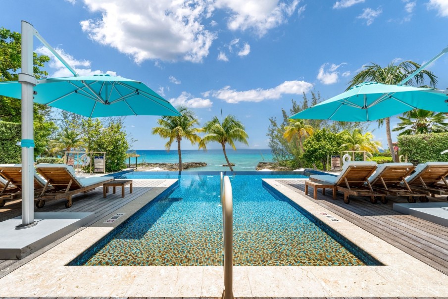 CASA LUNA #3 - Image 11