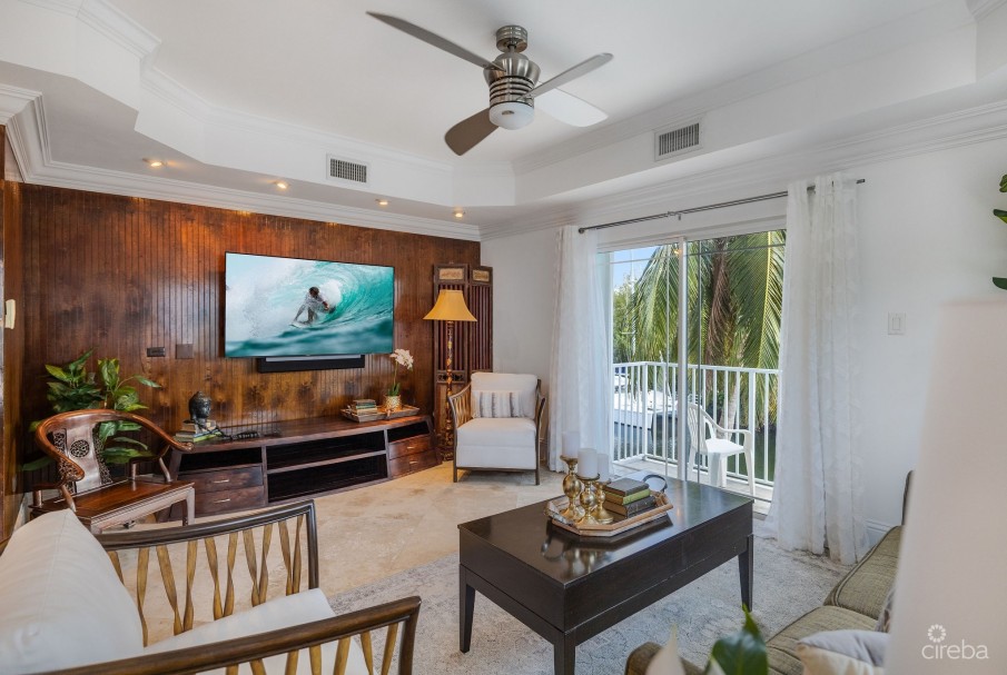 COASTAL ESCAPE – EXECUTIVE WATERFRONT LIVING - Image 3