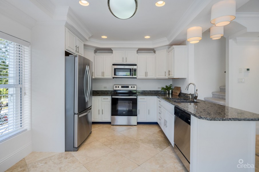 COASTAL ESCAPE – EXECUTIVE WATERFRONT LIVING - Image 7