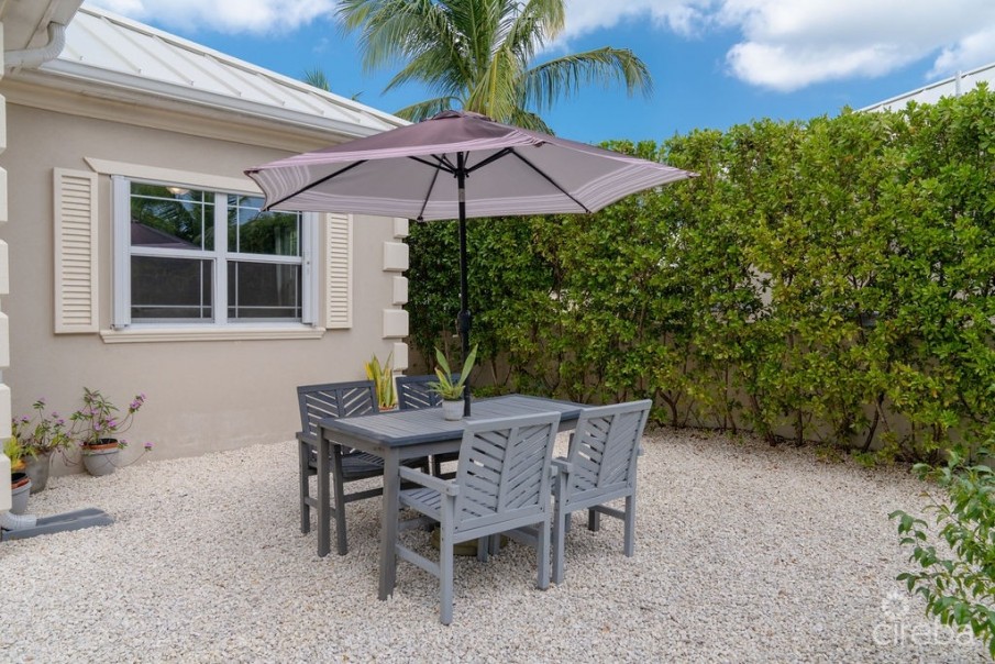 LAKEFRONT - UPGRADED 3BEDS COCONUT VILLAGE HOME - Image 14