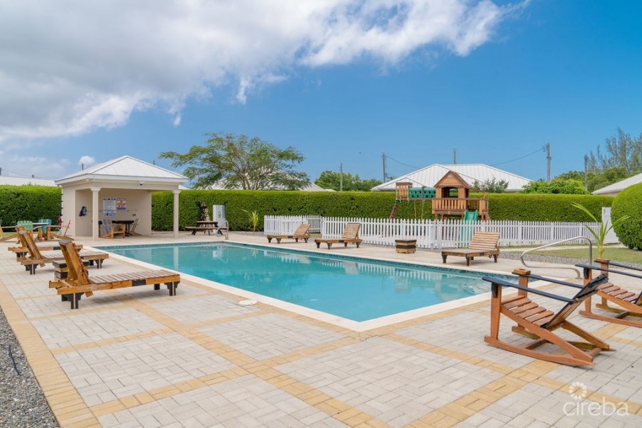LAKEFRONT - UPGRADED 3BEDS COCONUT VILLAGE HOME - Image 17