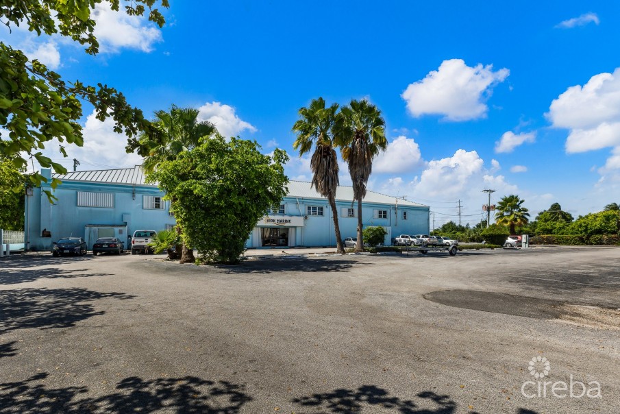 COMMERCIAL CENTRE 454 EASTERN AVENUE - 1.96 ACRES - Image 3