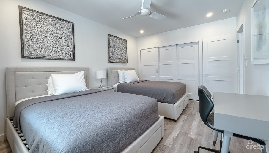 CORAL BAY VILLAGE - Image 7