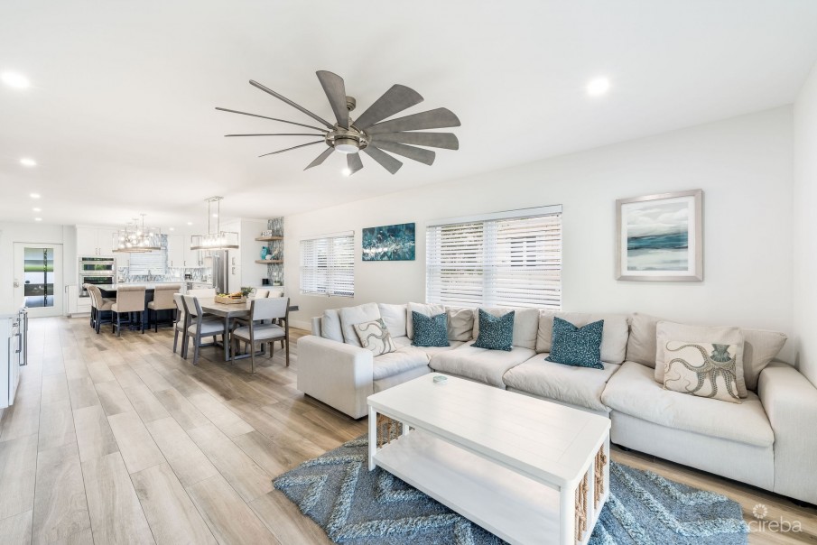 CORAL BAY VILLAGE - Image 20