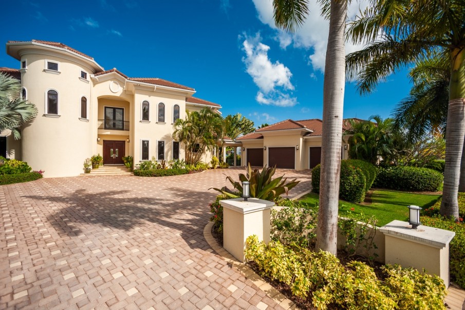 CRYSTAL HARBOUR FAMILY HOME - Image 7