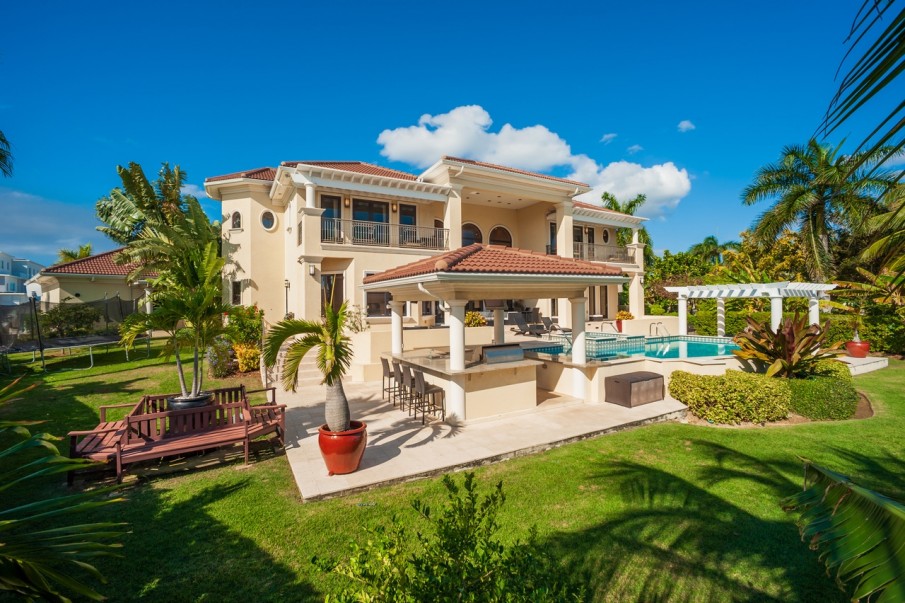 CRYSTAL HARBOUR FAMILY HOME - Image 10