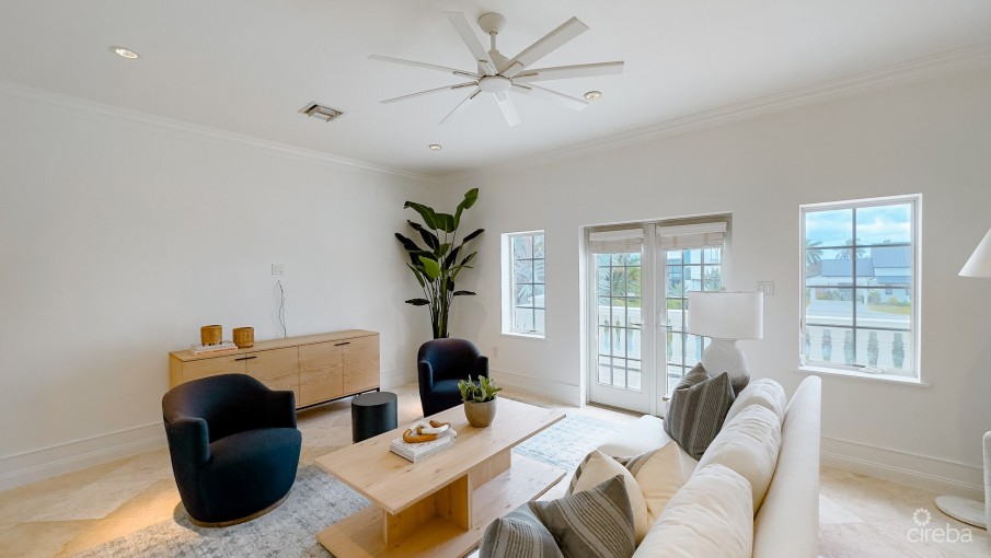 CRYSTAL HARBOUR LUXURY HOME - Image 31