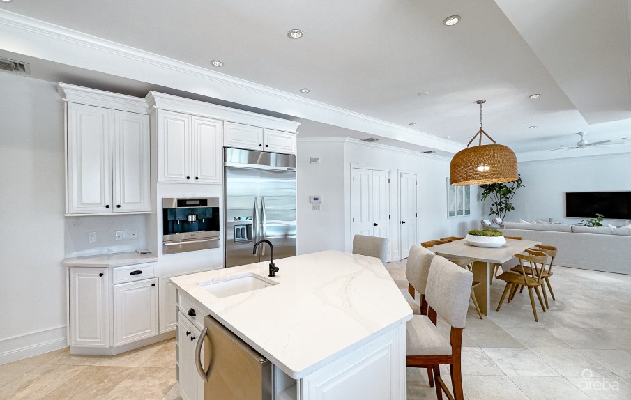 CRYSTAL HARBOUR LUXURY HOME - Image 15