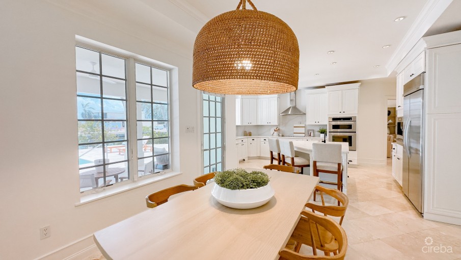CRYSTAL HARBOUR LUXURY HOME - Image 18
