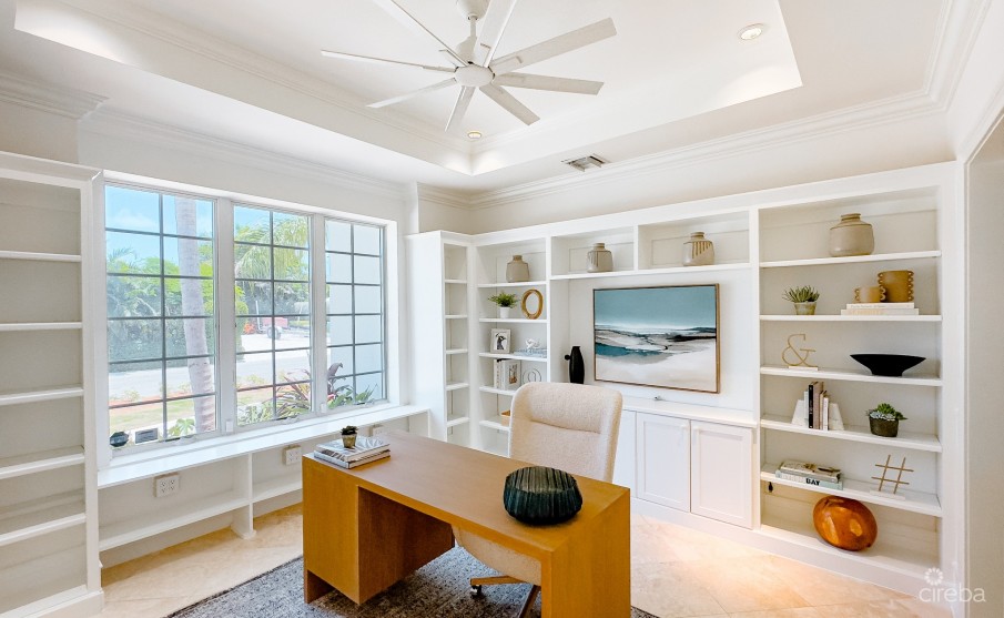 CRYSTAL HARBOUR LUXURY HOME - Image 10