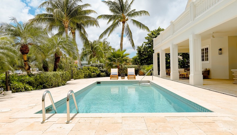 CRYSTAL HARBOUR LUXURY HOME - Image 36