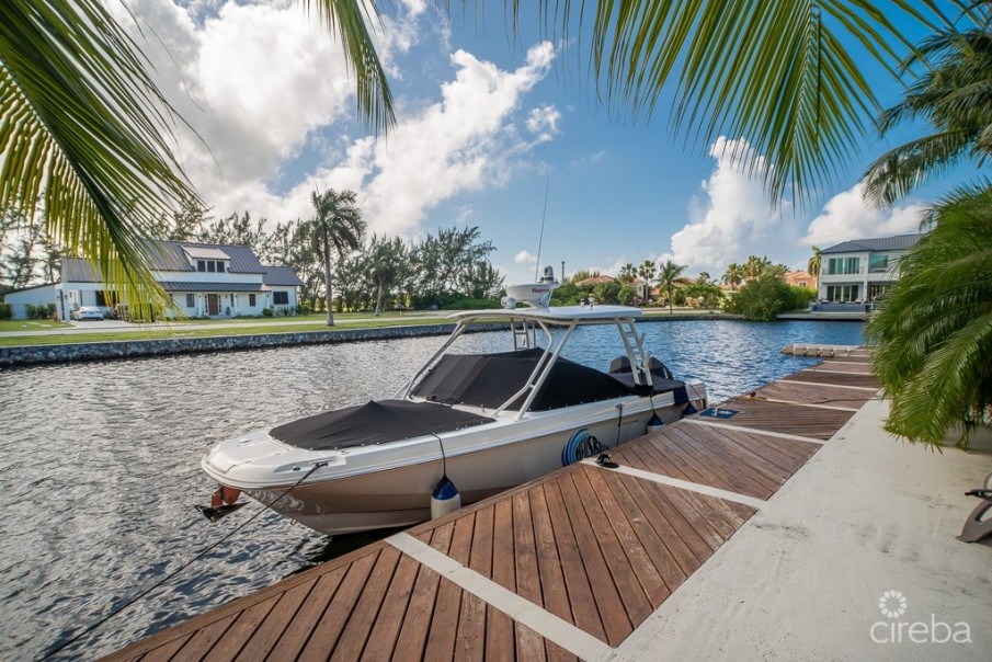 CRYSTAL HARBOUR LUXURY HOME - Image 39