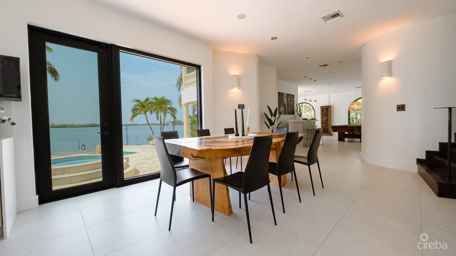 CRYSTAL HARBOUR - OCEAN FRONT HOME - Image 6