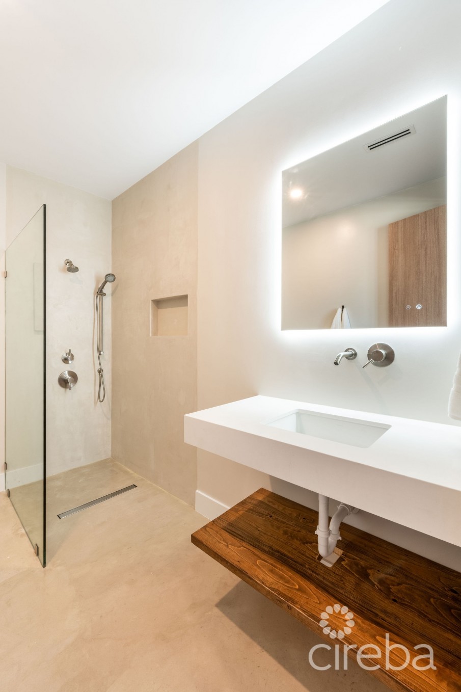 HALCYON POINT - EXPERIENCE  LUXURY FIRSTHAND - Image 18