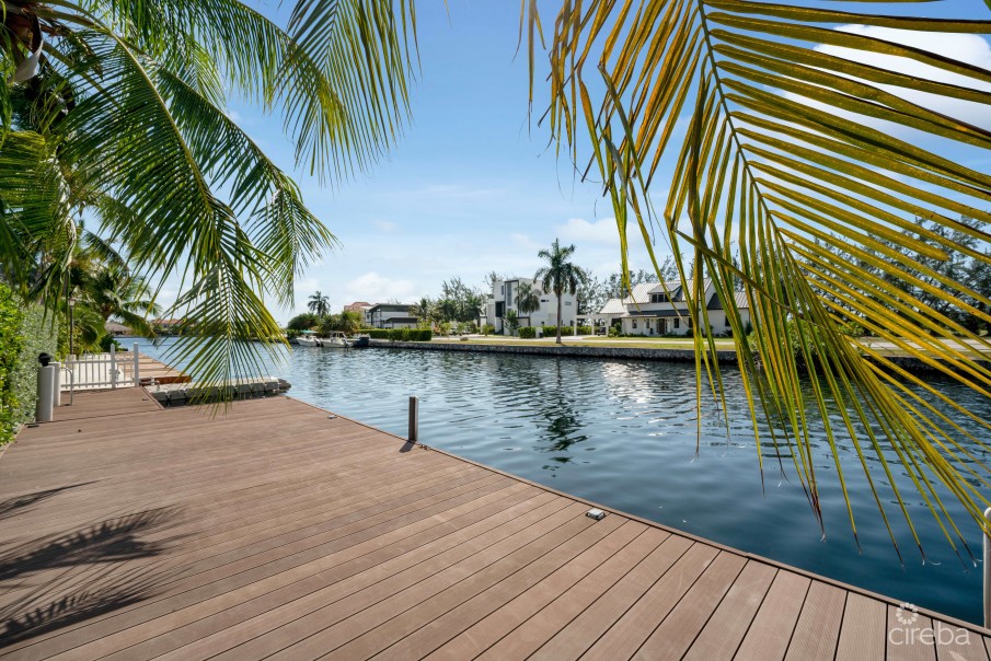 CRYSTAL HARBOUR - MASSIVE $100K REDUCTION, SOLID RENOVATED CANAL FRONT - Image 8