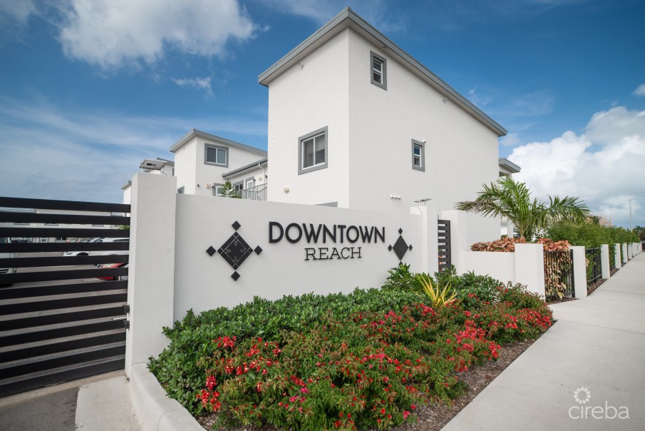 DOWNTOWN REACH TOWNHOUSE - Image 1