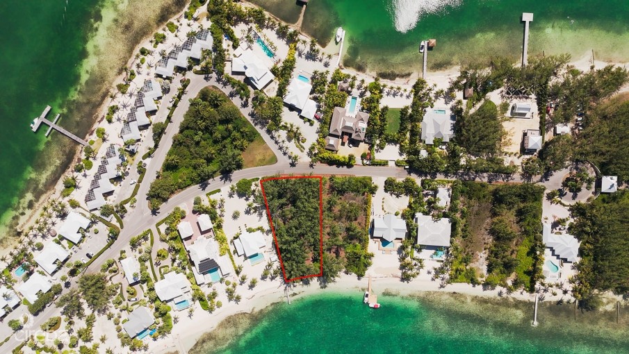EXCLUSIVE OCEANFRONT LAND PARCEL IN KAIBO - Image 8