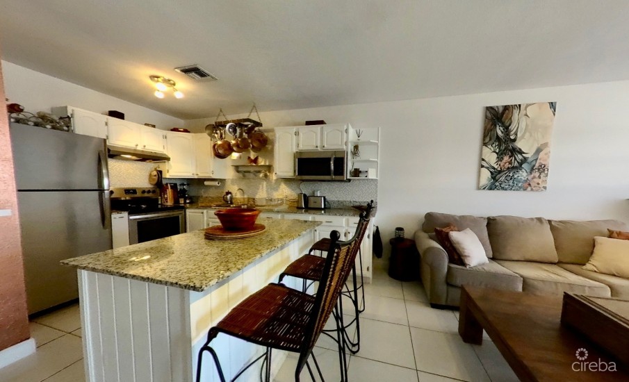 NORTH SIDE - FULER COURT, UNIT # 2 - STEPS AWAY FROM THE BEACH - Image 5