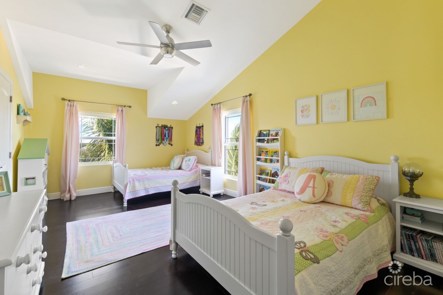 GOLDEN OPPORTUNITY + INVESTMENT PROPERTY - Image 14