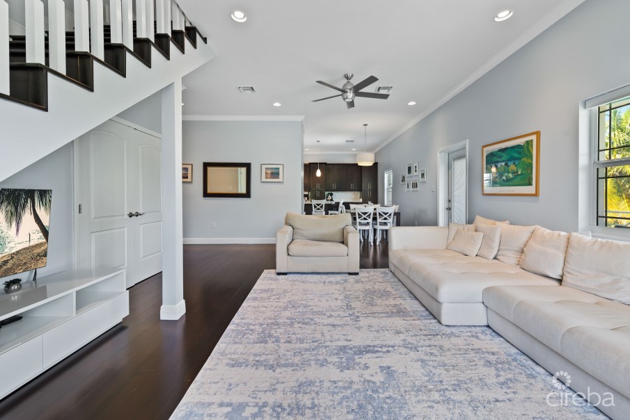 GOLDEN OPPORTUNITY + INVESTMENT PROPERTY - Image 2