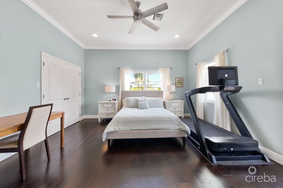 GOLDEN OPPORTUNITY + INVESTMENT PROPERTY - Image 12