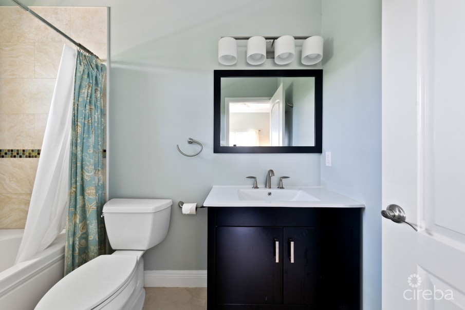 GOLDEN OPPORTUNITY + INVESTMENT PROPERTY - Image 17