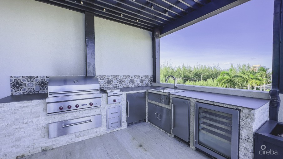 GOVERNORS HARBOUR- THE DRAKE PENTHOUSE - Image 19