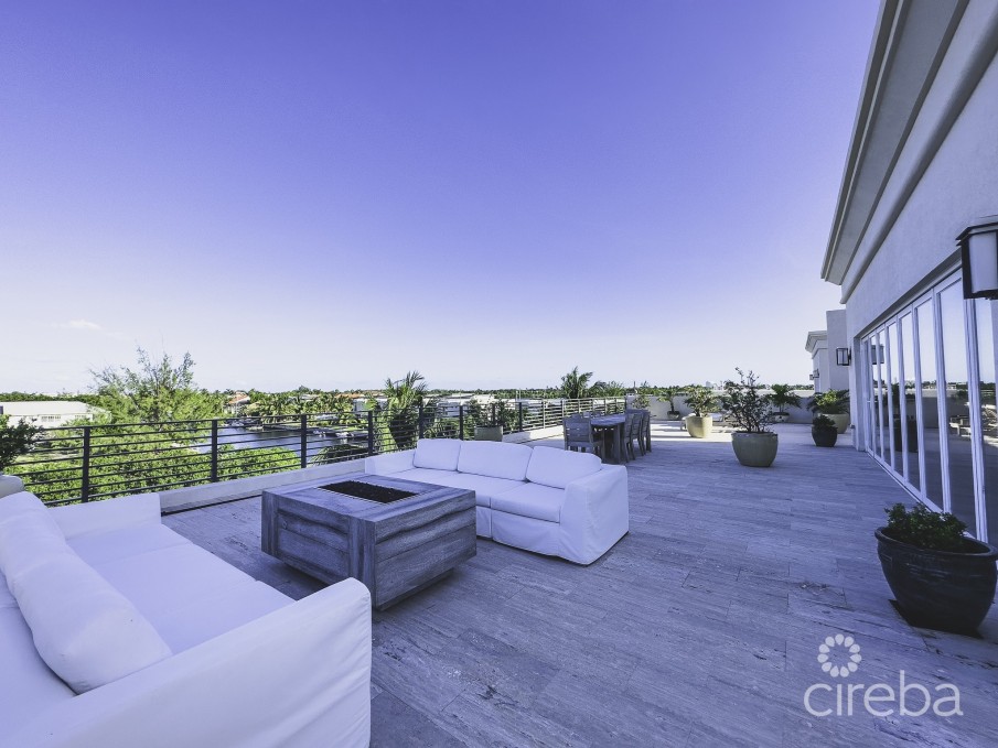 GOVERNORS HARBOUR- THE DRAKE PENTHOUSE - Image 21