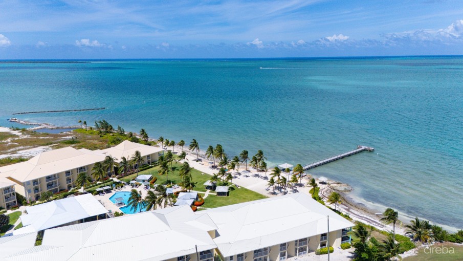 GRAND CAYMANIAN PENTHOUSE - CRYSTAL HARBOUR - Image 22
