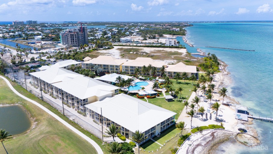 GRAND CAYMANIAN PENTHOUSE - CRYSTAL HARBOUR - Image 2